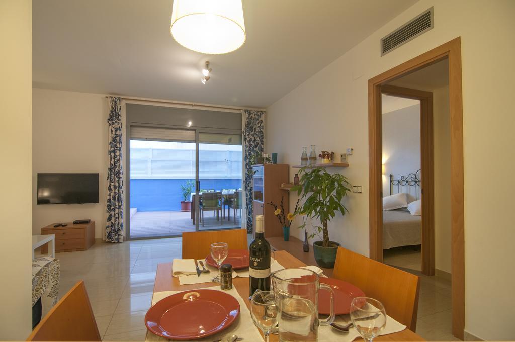 Hola! - Sitges By The Beach Buitenkant foto